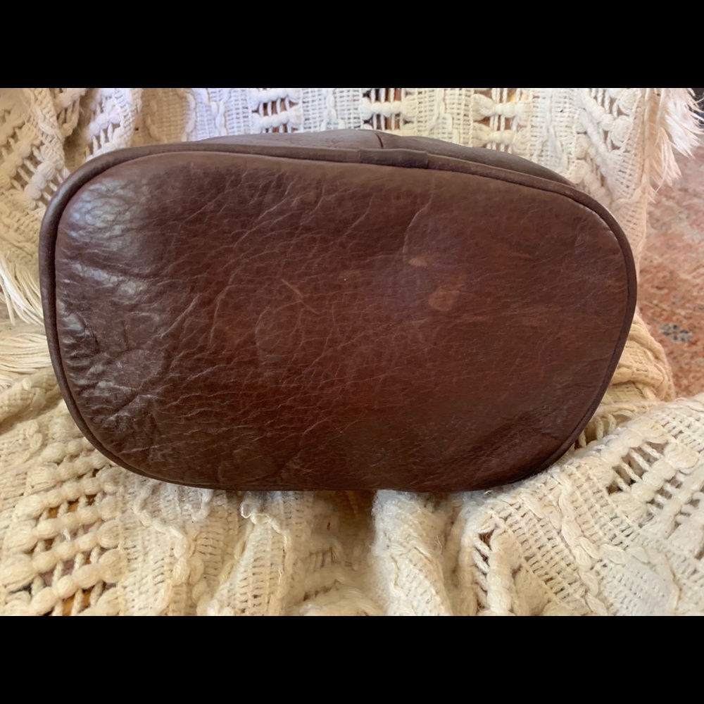 Gorgeous bucket bag - Picture 5 of 7